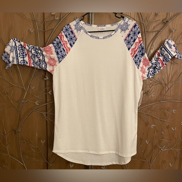 Elbow Tee - Picture 1 of 2